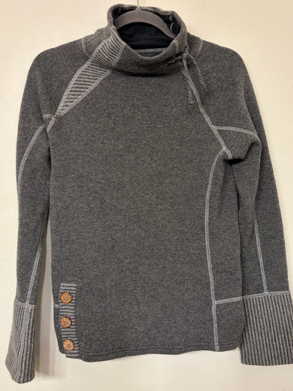 prAna Women’s Gray Lucia Striped Wool Pullover Sweater Turtleneck Size Small